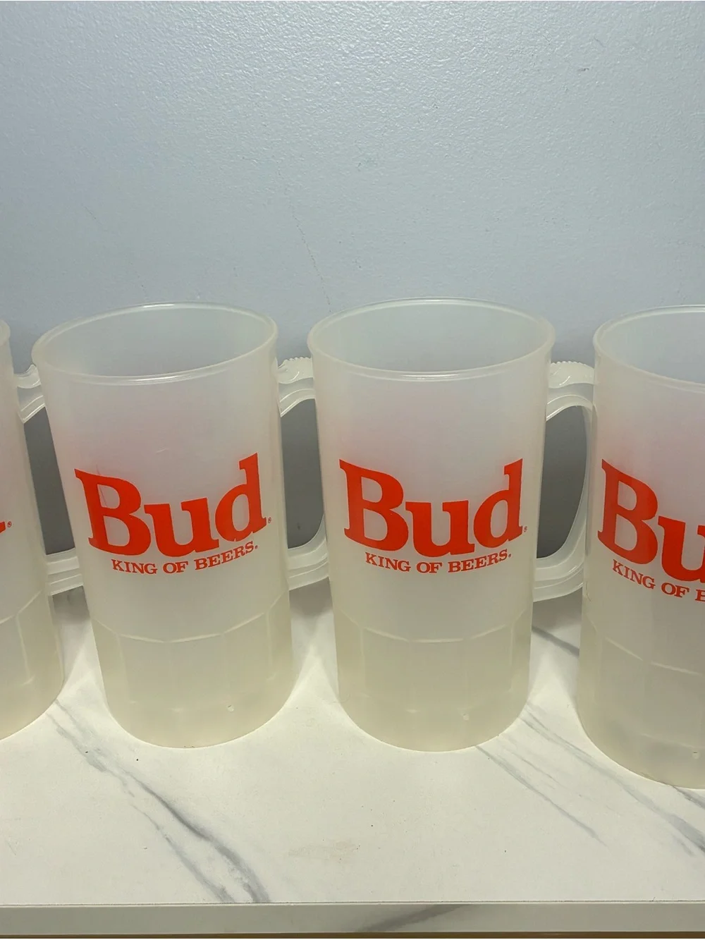 Budweiser Vintage Frosted Plastic Beer Mugs Set of 4 Bud King of Beers USA